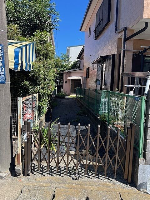 入り口 神奈川県平塚市東真土4丁目売地 入り口